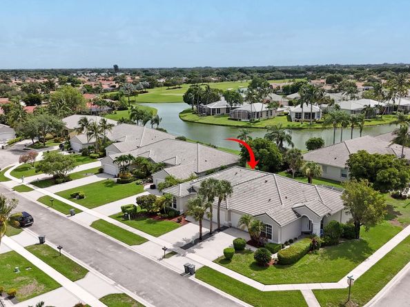 7955 Rockford Rd, Boynton Beach FL 33472