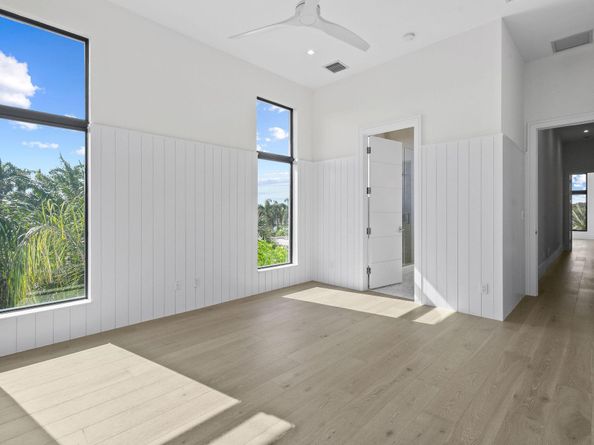 2085 Vitex Lane, North Palm Beach FL 33408