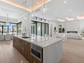 2085 Vitex Lane, North Palm Beach FL 33408