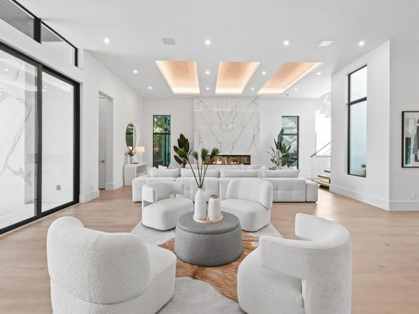 2085 Vitex Lane, North Palm Beach FL 33408