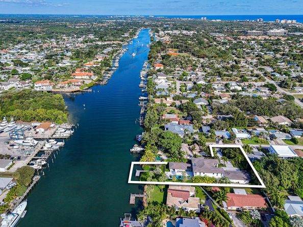 2085 Vitex Lane, North Palm Beach FL 33408