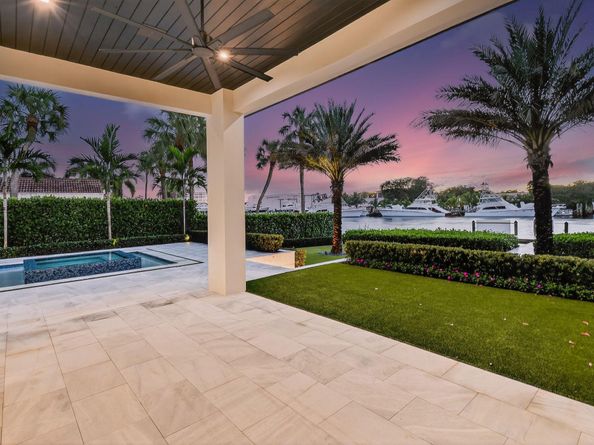 2085 Vitex Lane, North Palm Beach FL 33408