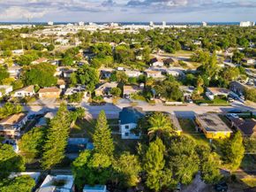 124/122 SW 8th Avenue, Delray Beach FL 33444