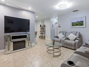 17211 SW 119th Ct, Miami FL 33177