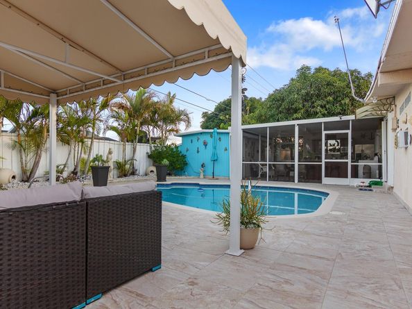 17211 SW 119th Ct, Miami FL 33177