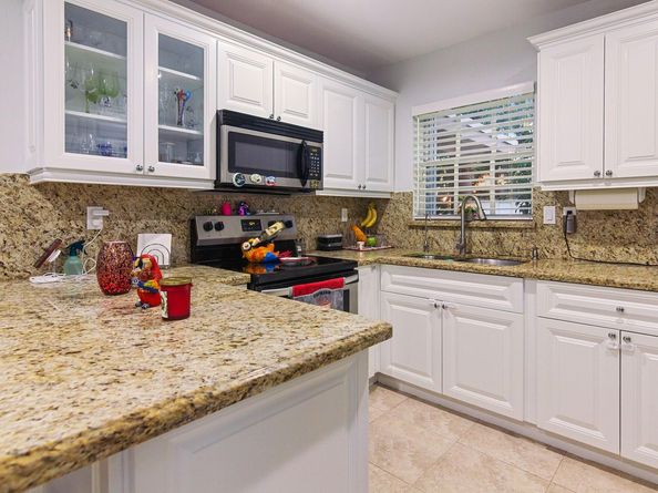 17211 SW 119th Ct, Miami FL 33177