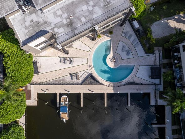 180 SE 4th Terrace, Pompano Beach FL 33060