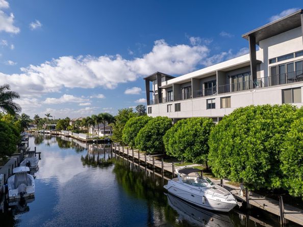 180 SE 4th Terrace, Pompano Beach FL 33060