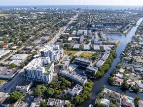 180 SE 4th Terrace, Pompano Beach FL 33060