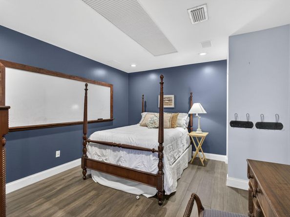 381 Park Forest Way, Wellington FL 33414