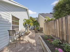 381 Park Forest Way, Wellington FL 33414