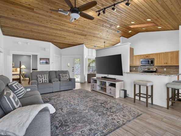 381 Park Forest Way, Wellington FL 33414