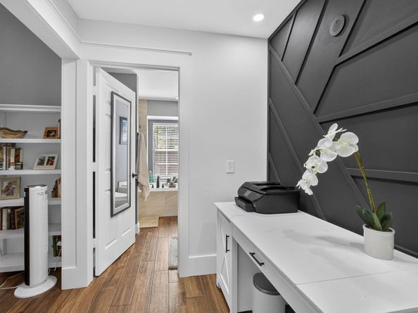 381 Park Forest Way, Wellington FL 33414