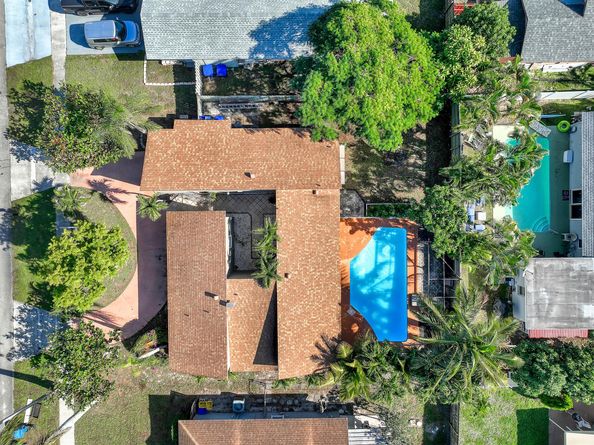 10404 Carmen Lane, Royal Palm Beach FL 33411