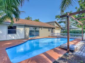 10404 Carmen Lane, Royal Palm Beach FL 33411
