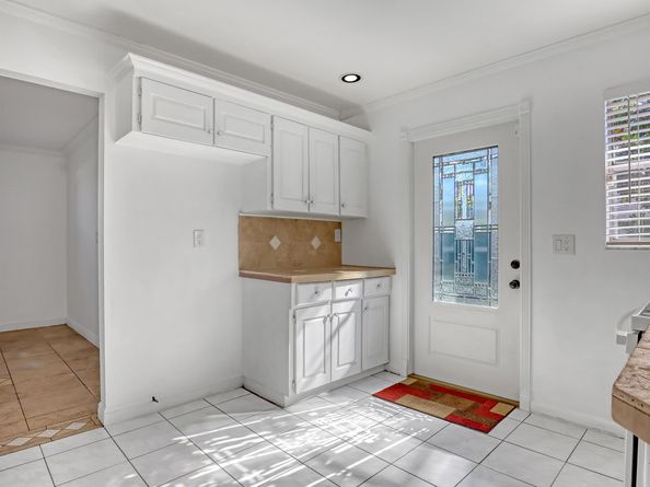 10404 Carmen Lane, Royal Palm Beach FL 33411