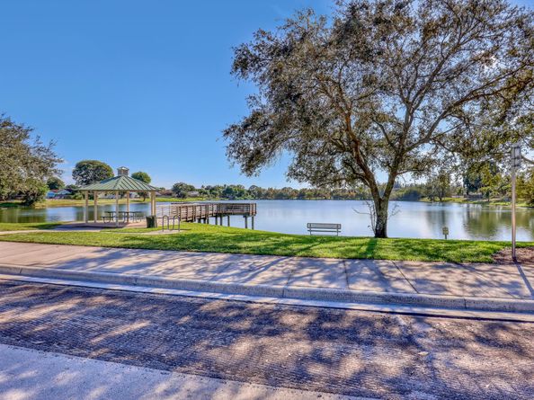 10404 Carmen Lane, Royal Palm Beach FL 33411