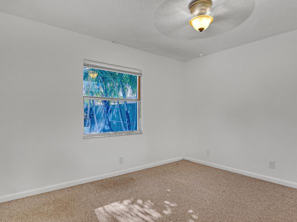 10404 Carmen Lane, Royal Palm Beach FL 33411