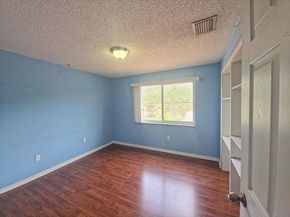 14422 N Royal Cove Cir, Davie FL 33325