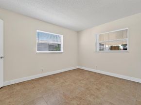 1708 SW 21st Street SW, Boynton Beach FL 33426