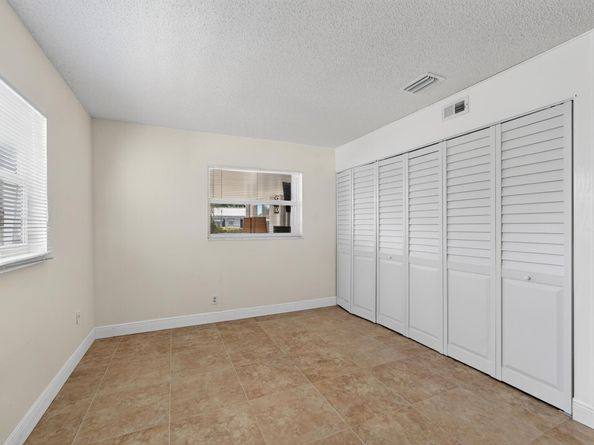 1708 SW 21st Street SW, Boynton Beach FL 33426