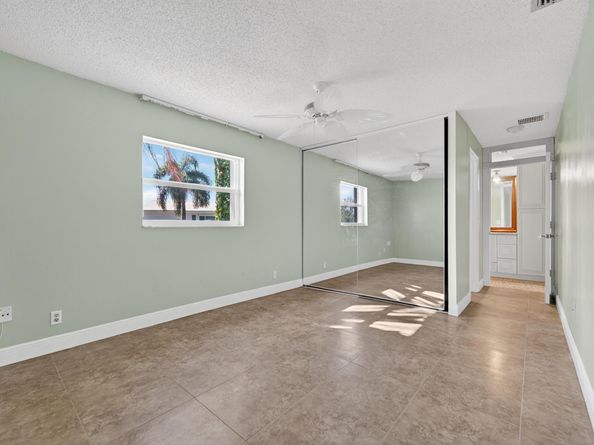 1708 SW 21st Street SW, Boynton Beach FL 33426