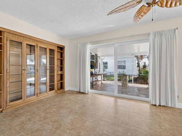 1708 SW 21st Street SW, Boynton Beach FL 33426