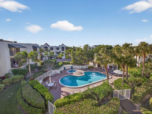 170 Celestial Way 35, Juno Beach FL 33408