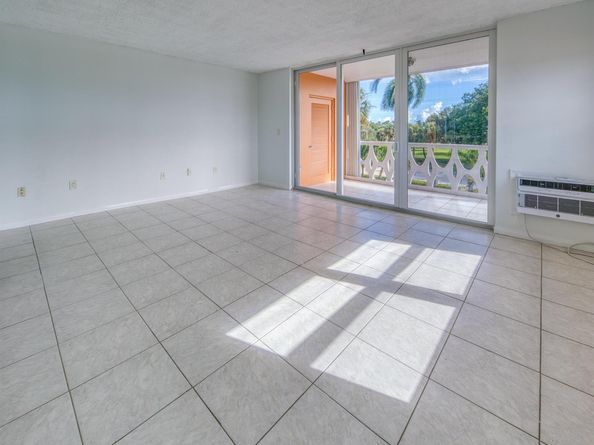 15 S Golfview Road 306, Lake Worth Beach FL 33460