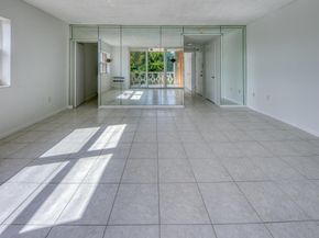 15 S Golfview Road 306, Lake Worth Beach FL 33460