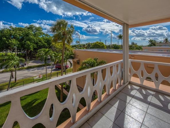 15 S Golfview Road 306, Lake Worth Beach FL 33460