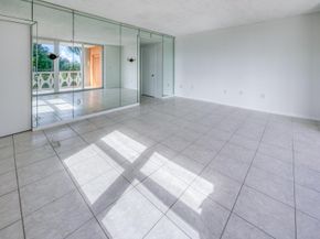 15 S Golfview Road 306, Lake Worth Beach FL 33460