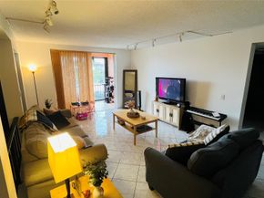 3650 Inverrary Dr 3T, Lauderhill FL 33319