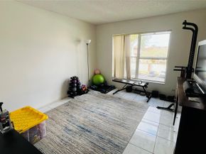 3650 Inverrary Dr 3T, Lauderhill FL 33319