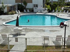 3050 16 Ave 201, Oakland Park FL 33334