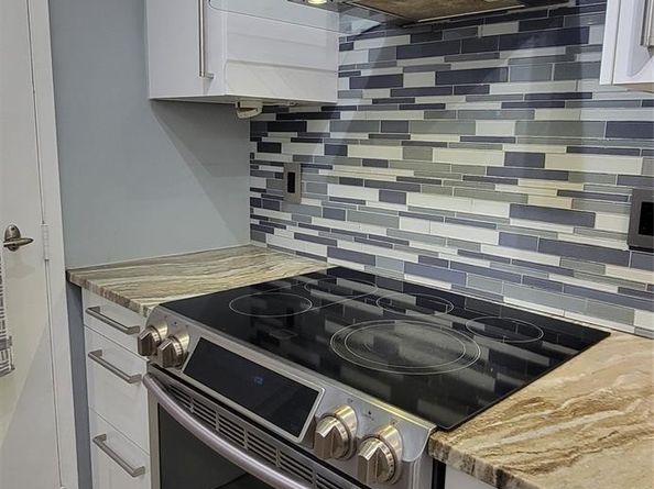 3050 16 Ave 201, Oakland Park FL 33334