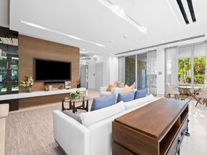 435 Bayshore 503, Fort Lauderdale FL 33304