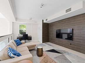 108 Lake Avenue 203, Lake Worth Beach FL 33460