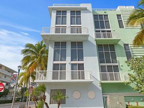 108 Lake Avenue 203, Lake Worth Beach FL 33460