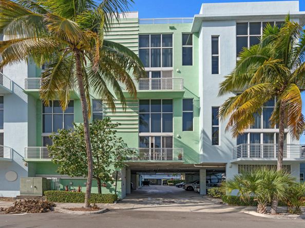 108 Lake Avenue 203, Lake Worth Beach FL 33460