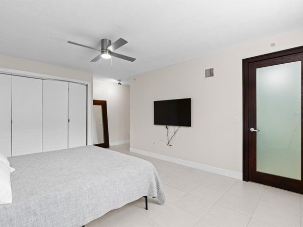 108 Lake Avenue 203, Lake Worth Beach FL 33460