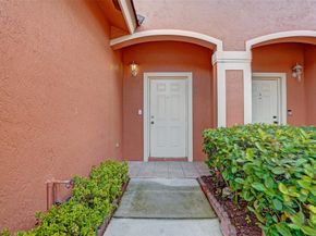 1003 NW 100th Ave, Pembroke Pines FL 33024