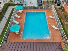 1003 NW 100th Ave, Pembroke Pines FL 33024