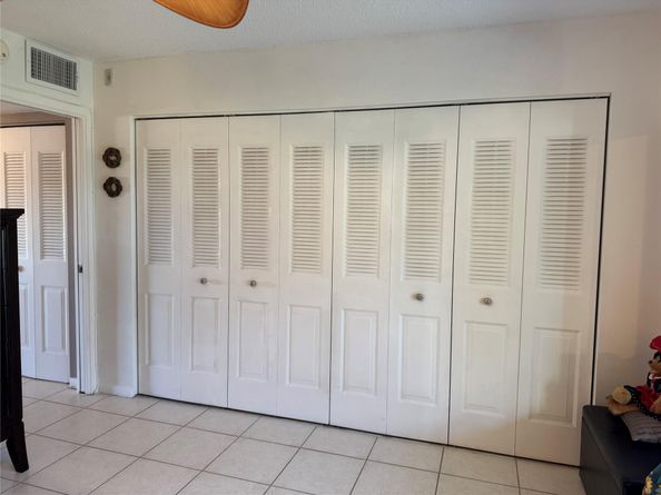 2007 Ellesmere A 2007, Deerfield Beach FL 33442