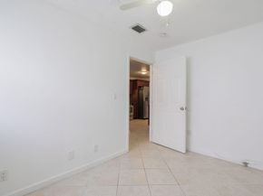 1141 NW 90th Way, Plantation FL 33322