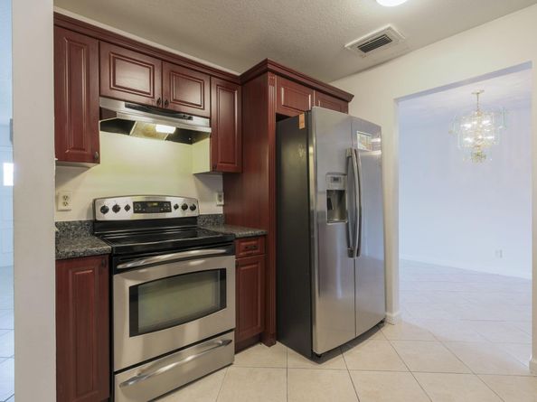 1141 NW 90th Way, Plantation FL 33322