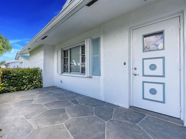 1141 NW 90th Way, Plantation FL 33322