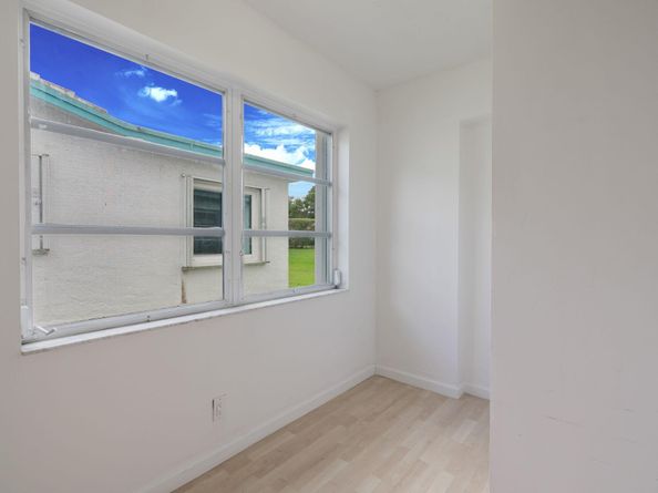 1141 NW 90th Way, Plantation FL 33322