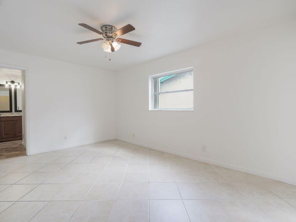 1141 NW 90th Way, Plantation FL 33322