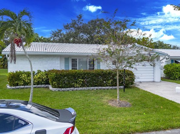 1141 NW 90th Way, Plantation FL 33322